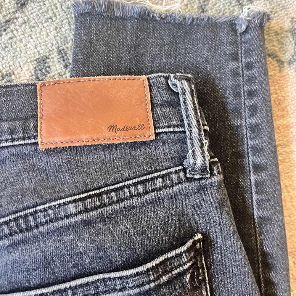 Madewell Black Distressed Skinny Jeans - Picture 6 of 8